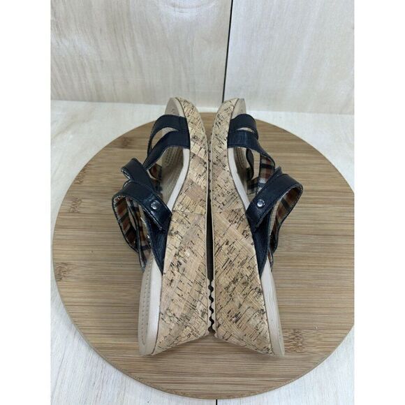 Crocs A-Leigh Plaid Leather Strap Cork Wedge Sandal Shoes Womens Size 7 - Picture 5 of 8